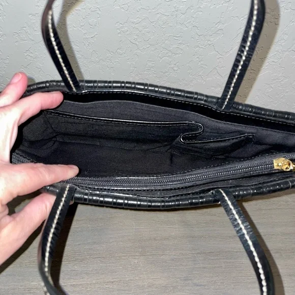 CEM Black Leather Satchel with Detachable Shoulder Strap - Picture 9 of 9